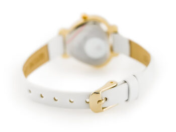 3cf2bab3ad1cd80cca40a4e01a93b32d