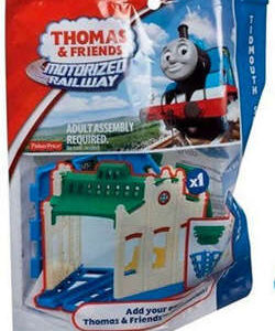 Tomek & Friends Fisher Price zajezdnia kolejka CDV12